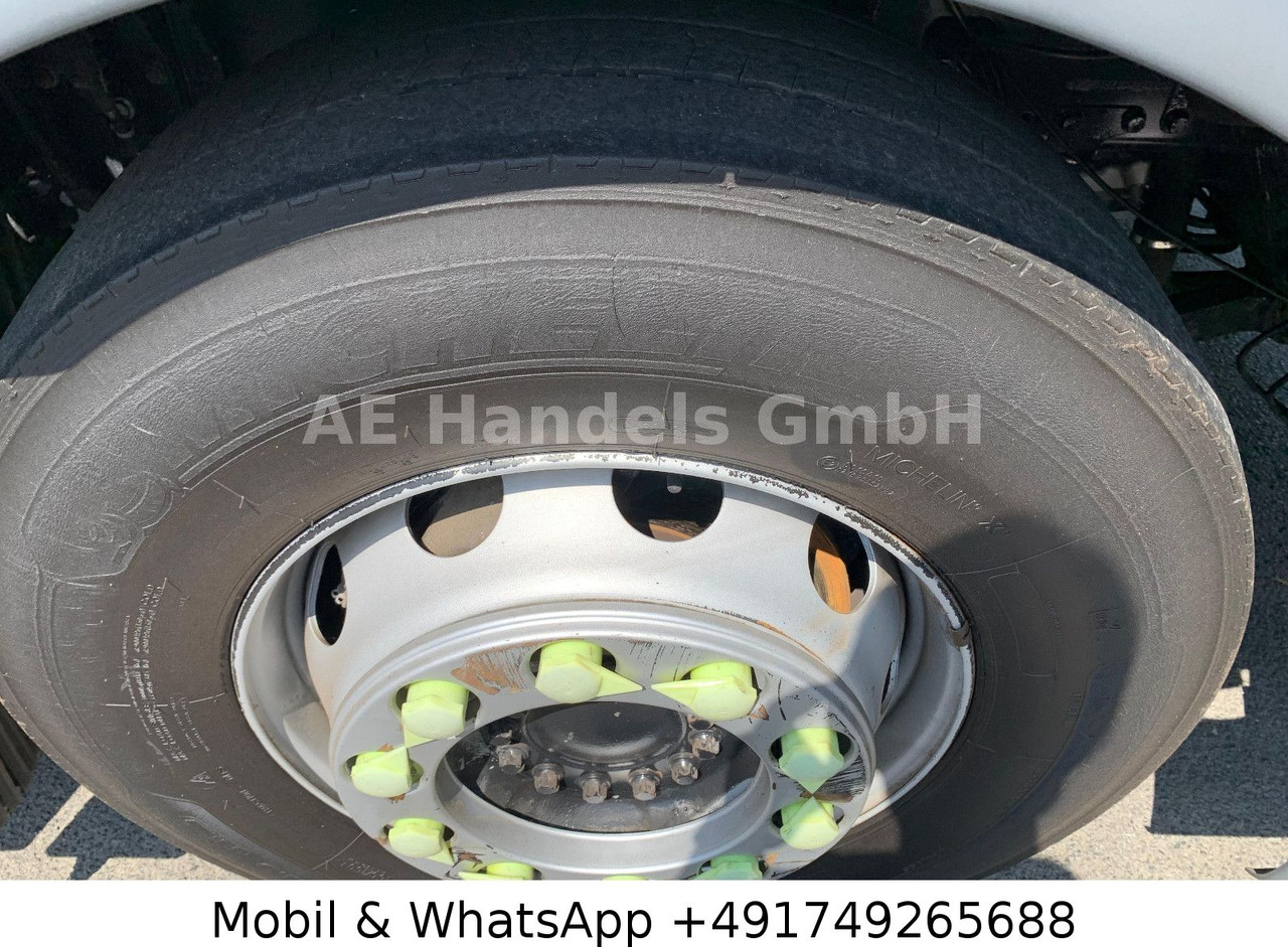 Konteinerveduk/ Tõstukiga veoauto MAN TGX 26.440 XLX LL 6x2 *Retarder/LDW/LBW/3.Lenk: pilt 19 Konteinerveduk/ Tõstukiga veoauto MAN TGX 26.440 XLX LL 6x2 *Retarder/LDW/LBW/3.Lenk: pilt 19