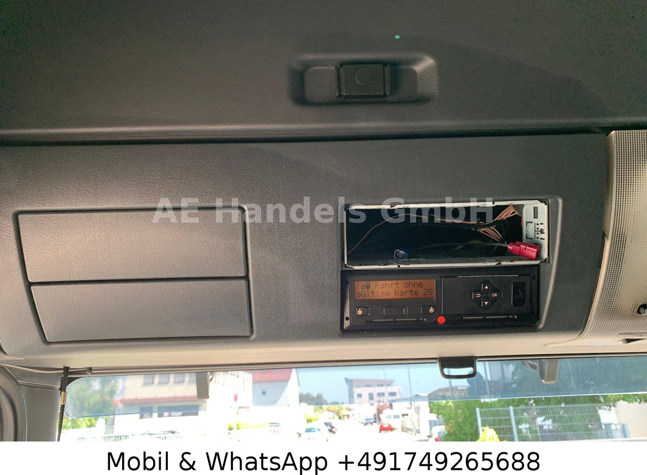 Konteinerveduk/ Tõstukiga veoauto MAN TGX 26.440 XLX LL 6x2 *Retarder/LDW/LBW/3.Lenk: pilt 24 Konteinerveduk/ Tõstukiga veoauto MAN TGX 26.440 XLX LL 6x2 *Retarder/LDW/LBW/3.Lenk: pilt 24