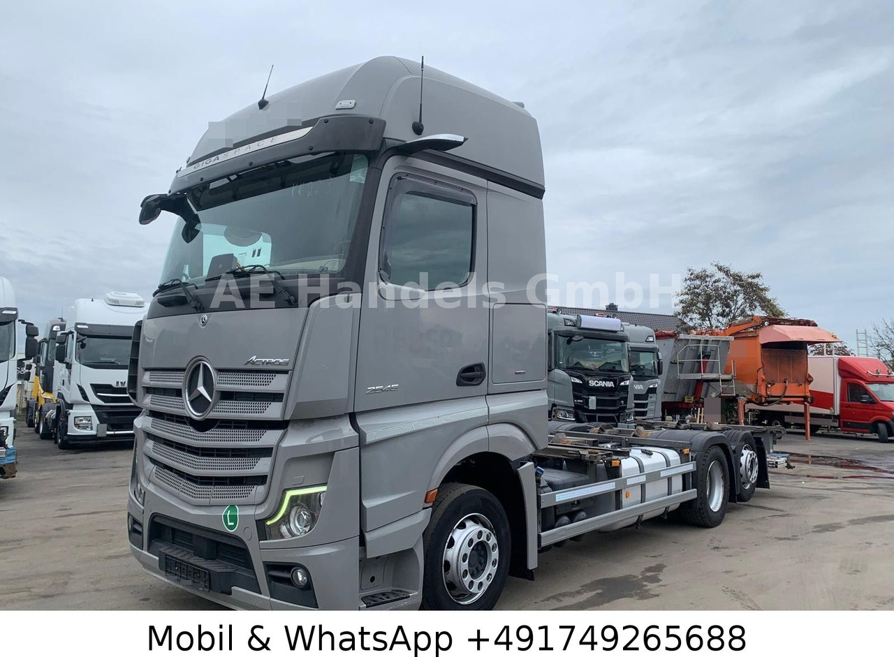 Mercedes-Benz Actros V 2545 BigSpace LL*Retarder/LBW/Lenk+Lift - Konteinerveduk/ Tõstukiga veoauto: pilt 1 Mercedes-Benz Actros V 2545 BigSpace LL*Retarder/LBW/Lenk+Lift - Konteinerveduk/ Tõstukiga veoauto: pilt 1