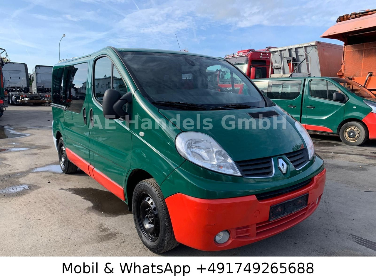 Renault Trafic Combi 9 Sitzer *Klima/Radio/1xSchiebetür - Mikrobuss: pilt 1 Renault Trafic Combi 9 Sitzer *Klima/Radio/1xSchiebetür - Mikrobuss: pilt 1