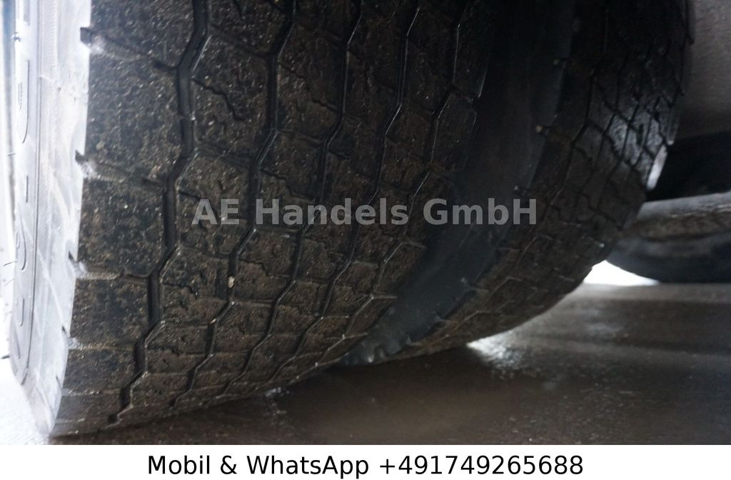 Sadulveok MAN TGX 18.440 XLX LL Low *Manual/Retarder/2xTank: pilt 15