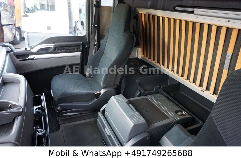 Sadulveok MAN TGX 18.440 XLX LL Low *Manual/Retarder/2xTank: pilt 19