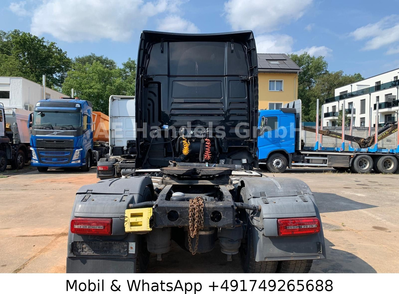 MAN TGX 18.500 XXL RedLine BL *Retarder/2xTank/ACC - Sadulveok: pilt 4 MAN TGX 18.500 XXL RedLine BL *Retarder/2xTank/ACC - Sadulveok: pilt 4