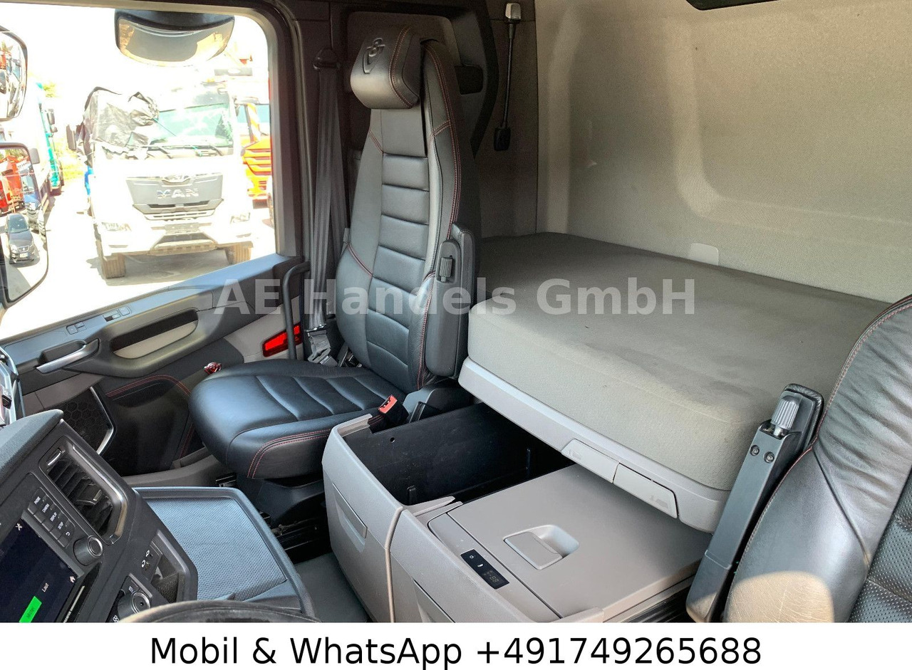 Sadulveok Scania R580 V8 HighLine 6x2*Retarder/Hydr/66To/Lift/ACC: pilt 27