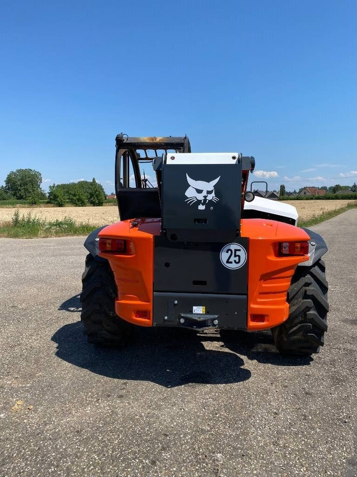Bobcat T41.140SLPRB 1er Main Origine Française endommagé - Teleskooplaadur: pilt 5 Bobcat T41.140SLPRB 1er Main Origine Française endommagé - Teleskooplaadur: pilt 5
