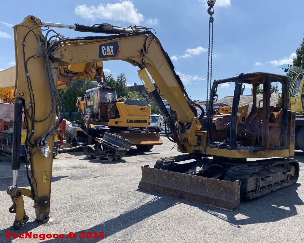 CAT CAT 308 CR avec Certificat CE Origine Française - Miniekskavaator: pilt 1 CAT CAT 308 CR avec Certificat CE Origine Française - Miniekskavaator: pilt 1