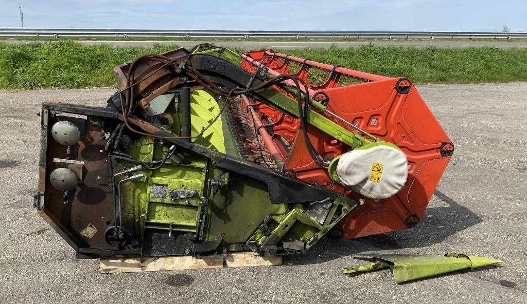 Claas V770 Type 528 - Koristusmasina lisad: pilt 3 Claas V770 Type 528 - Koristusmasina lisad: pilt 3