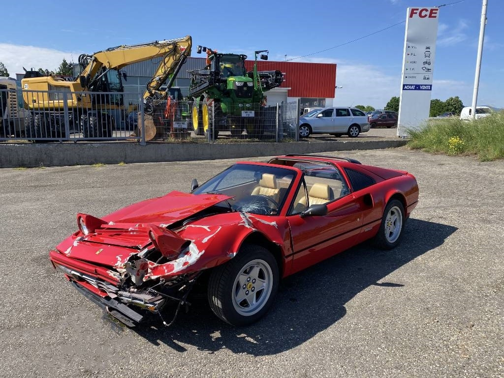 Ferrari 328 GTS / Origine Française endommagé - Auto: pilt 2 Ferrari 328 GTS / Origine Française endommagé - Auto: pilt 2