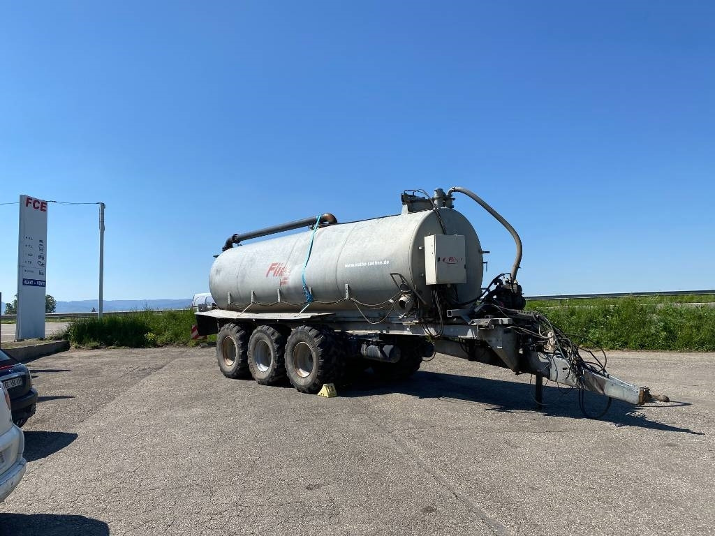 Fliegl WFG10100/Châssis Porteur-Citerne 24000Litres - Põllutöö järelhaagis: pilt 3 Fliegl WFG10100/Châssis Porteur-Citerne 24000Litres - Põllutöö järelhaagis: pilt 3