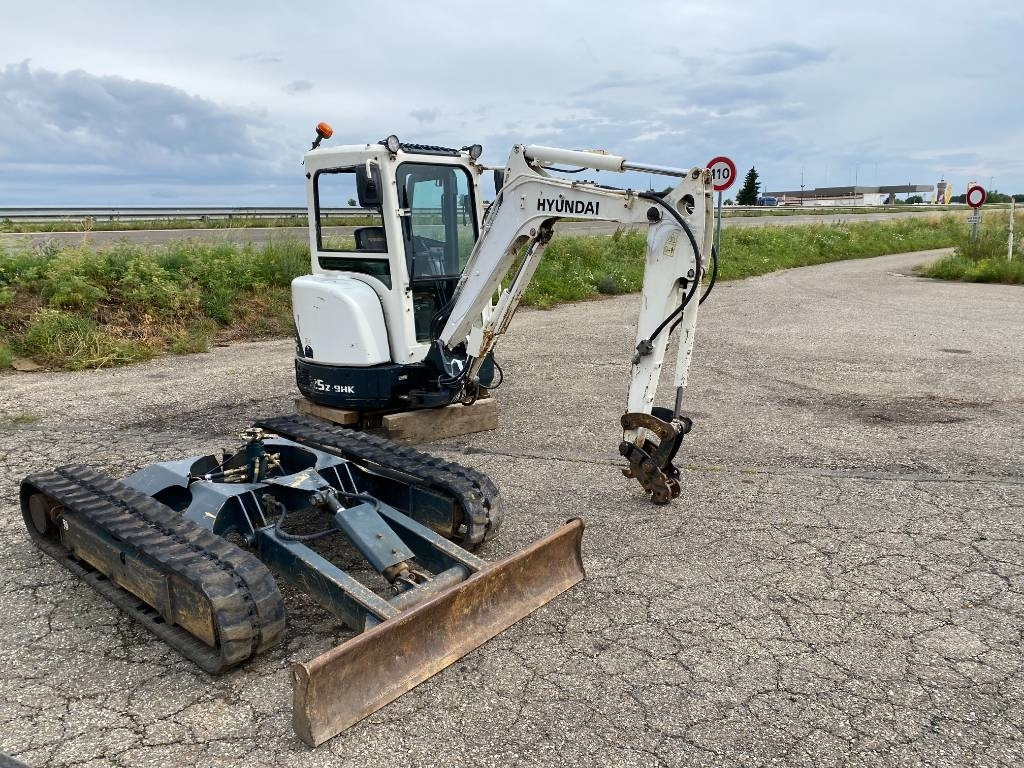 Hyundai ROBEX 25Z-9AK Certificat CE endommagée - Miniekskavaator: pilt 3 Hyundai ROBEX 25Z-9AK Certificat CE endommagée - Miniekskavaator: pilt 3