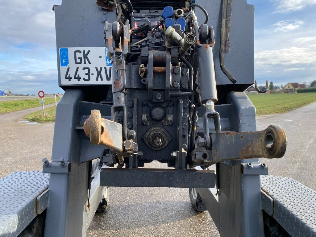 Traktor Landini REX R70V Enjambeur a Grand dégagement endommagé: pilt 40