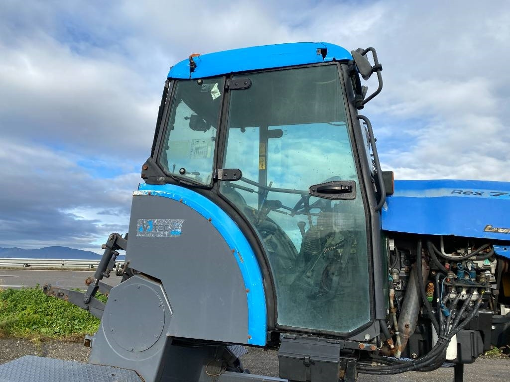 Traktor Landini REX R70V Enjambeur a Grand dégagement endommagé: pilt 46