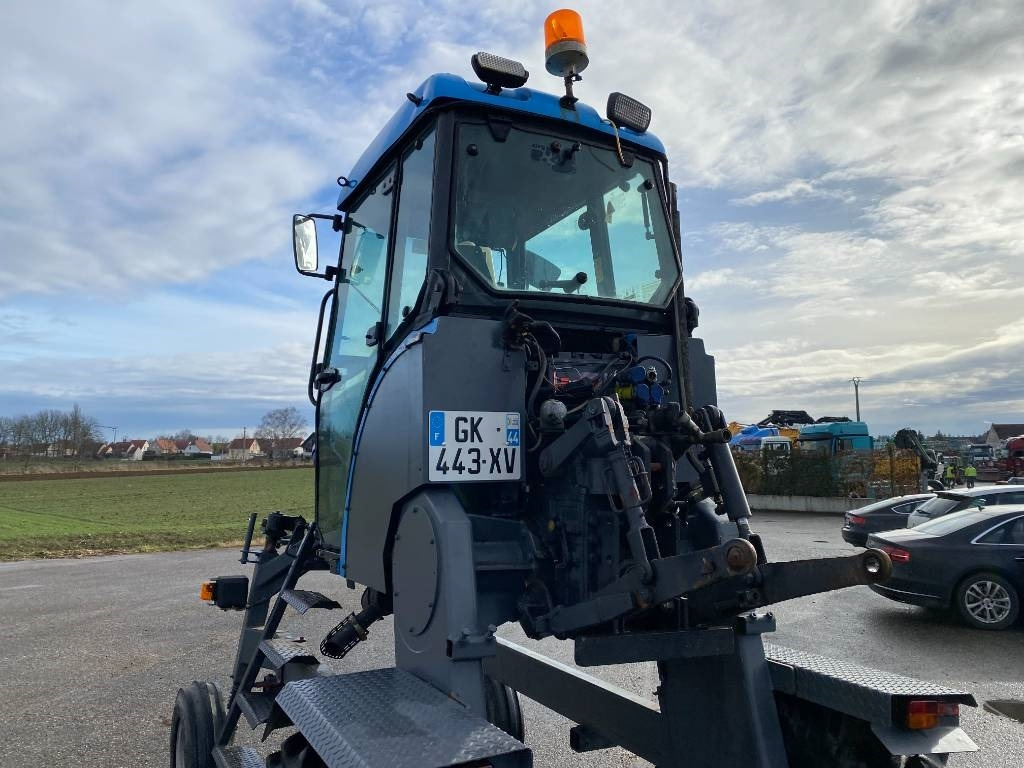Traktor Landini REX R70V Enjambeur a Grand dégagement endommagé: pilt 38
