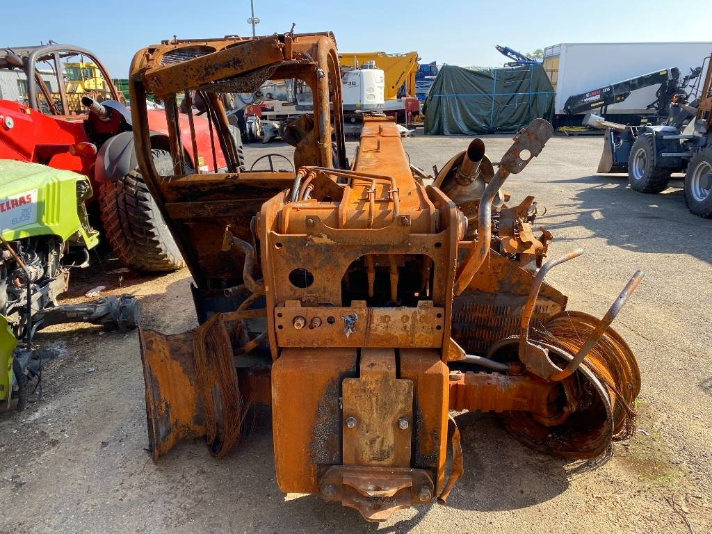 Manitou MLT 737 endommagé - Teleskooplaadur: pilt 5 Manitou MLT 737 endommagé - Teleskooplaadur: pilt 5