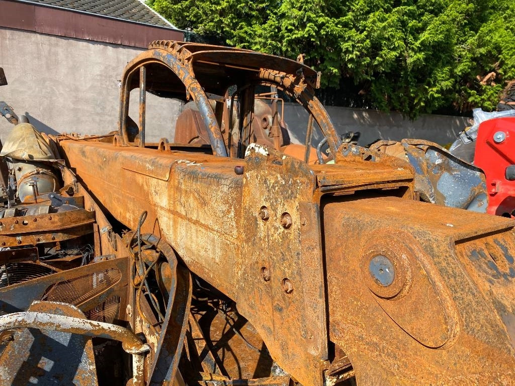 Teleskooplaadur Manitou MLT 737 endommagé: pilt 35