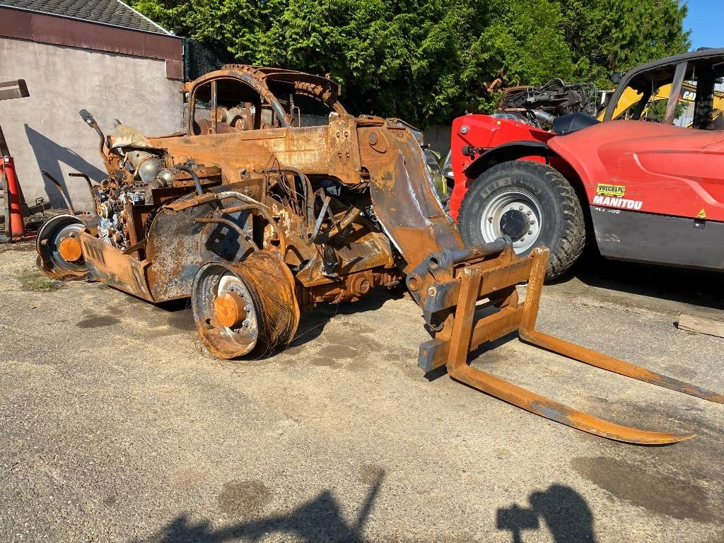 Manitou MLT 737 endommagé - Teleskooplaadur: pilt 3 Manitou MLT 737 endommagé - Teleskooplaadur: pilt 3