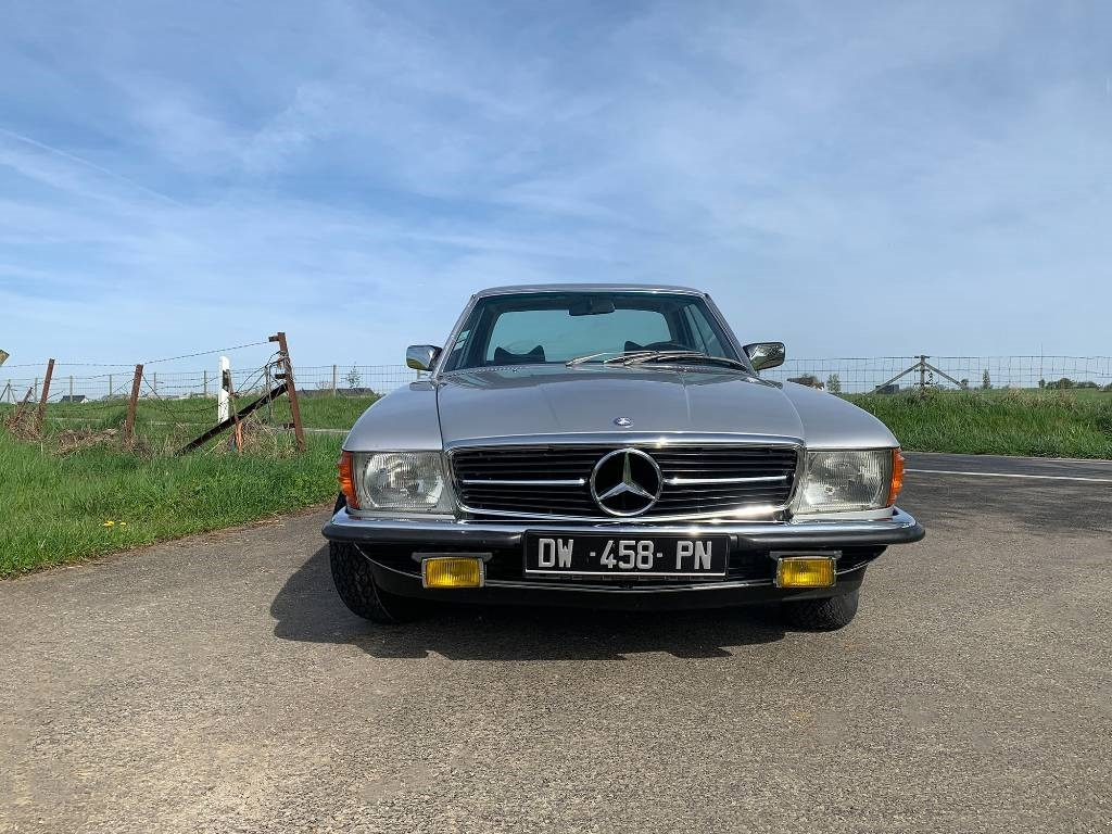 Mercedes-Benz 450 SLC Type 107 / Oldtimer - Auto: pilt 2 Mercedes-Benz 450 SLC Type 107 / Oldtimer - Auto: pilt 2