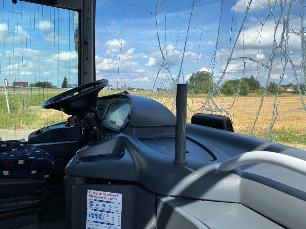 Maakonnaliini buss Mercedes-Benz INTOURO Court 220Kws/Boite Manuelle endommagé: pilt 15