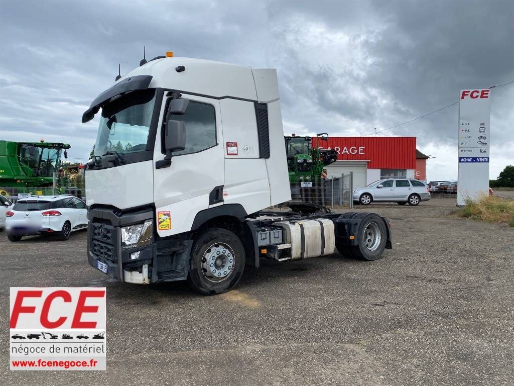 Renault T 480 / AFHYMAT Origine Française endommagé - Sadulveok: pilt 1 Renault T 480 / AFHYMAT Origine Française endommagé - Sadulveok: pilt 1