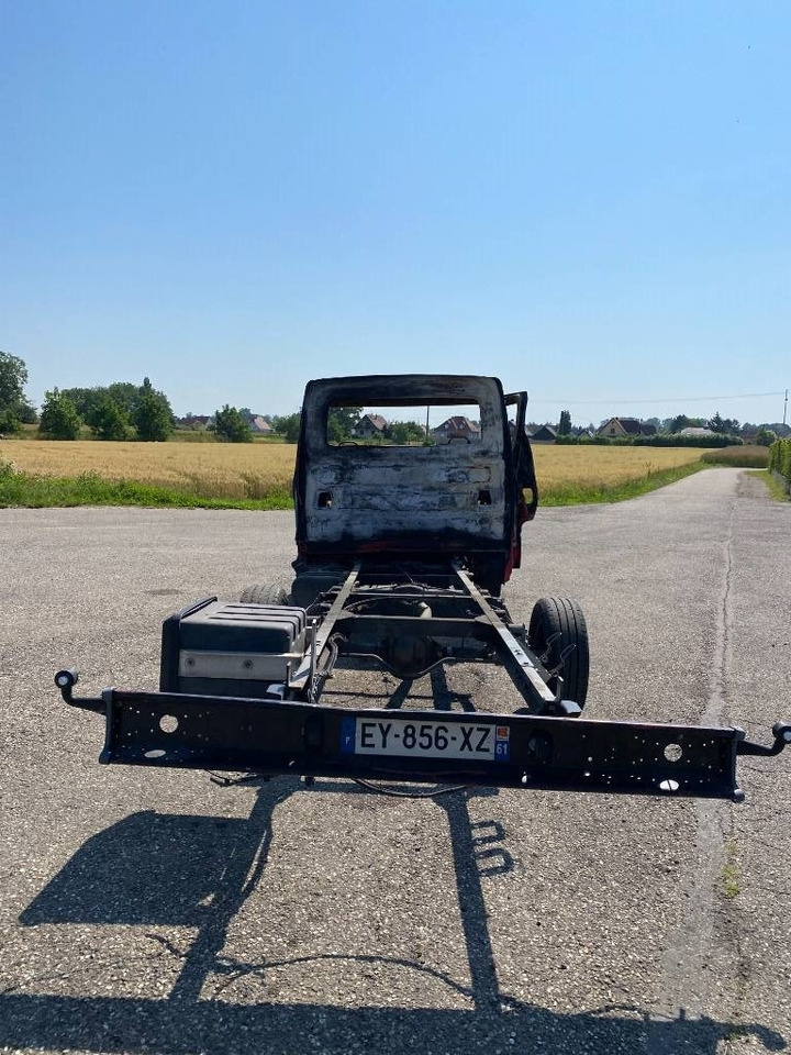 Iveco Châssis Cabine DAILY 33S12 / 2.3D 115 - Tarbesõiduk: pilt 5 Iveco Châssis Cabine DAILY 33S12 / 2.3D 115 - Tarbesõiduk: pilt 5