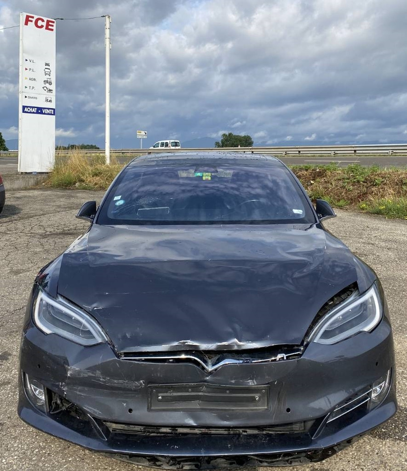 Tesla MODEL S 100D Carte Grise Française endommagée - Auto: pilt 2 Tesla MODEL S 100D Carte Grise Française endommagée - Auto: pilt 2