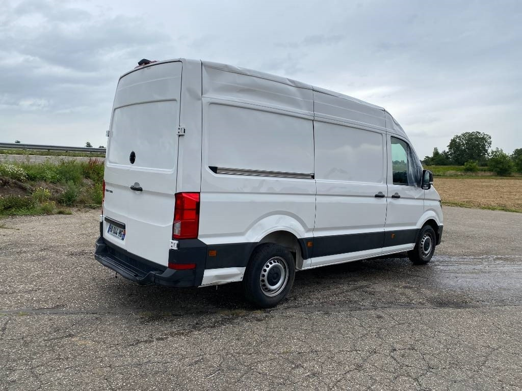 Volkswagen CRAFTER 2.0 TDI 140 L2H3 / 1er Main endommagée - Tarbesõiduk furgoon: pilt 4 Volkswagen CRAFTER 2.0 TDI 140 L2H3 / 1er Main endommagée - Tarbesõiduk furgoon: pilt 4