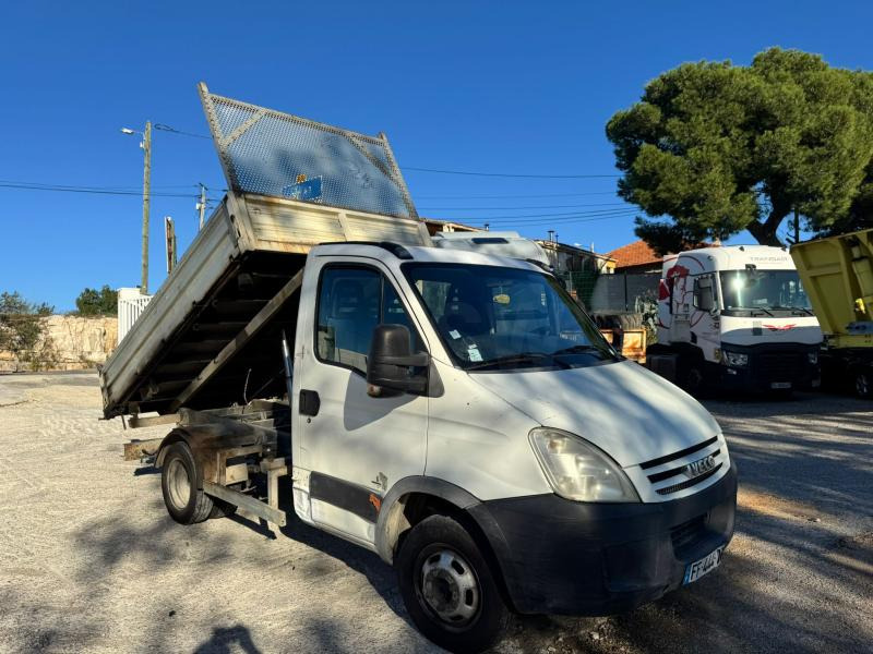 Iveco Daily 35C15 - Tarbesõiduk kallur: pilt 1 Iveco Daily 35C15 - Tarbesõiduk kallur: pilt 1