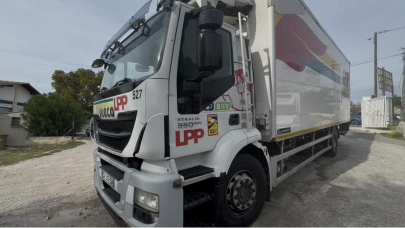 Iveco STRALIS 360 EEV FRIGO CARRIER HAYON - Külmutiga veoauto: pilt 3 Iveco STRALIS 360 EEV FRIGO CARRIER HAYON - Külmutiga veoauto: pilt 3