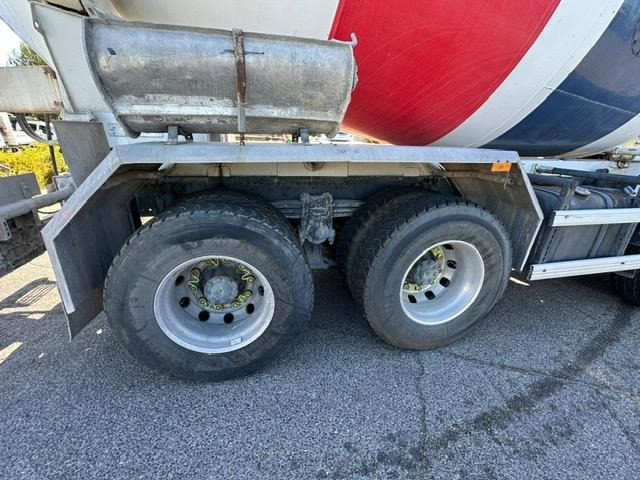 Mercedes AXOR 3240 - Autobetoonisegisti: pilt 5 Mercedes AXOR 3240 - Autobetoonisegisti: pilt 5