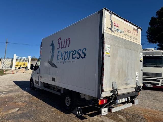 Renault MASTER DCI 145 CAISSE HAYON - Tarbesõiduk furgoon: pilt 3 Renault MASTER DCI 145 CAISSE HAYON - Tarbesõiduk furgoon: pilt 3