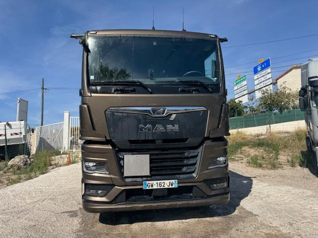 MAN TGX 18-520 ADR 2 - Sadulveok: pilt 2 MAN TGX 18-520 ADR 2 - Sadulveok: pilt 2