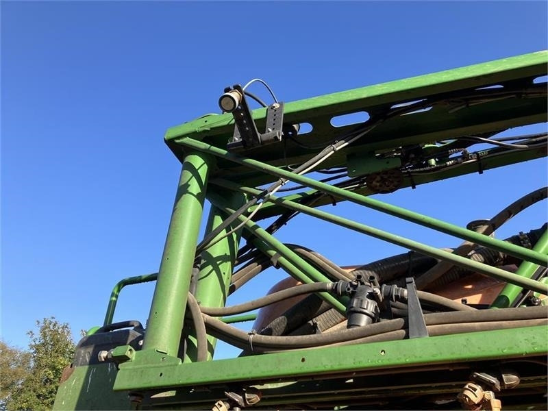 Amazone UX 4200 24m - Järelveetav pritsija: pilt 4 Amazone UX 4200 24m - Järelveetav pritsija: pilt 4