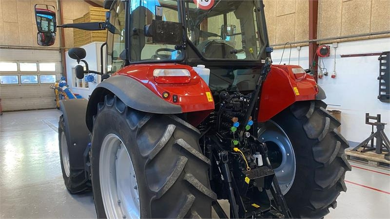 Case IH Farmall 100C - Traktor: pilt 4 Case IH Farmall 100C - Traktor: pilt 4