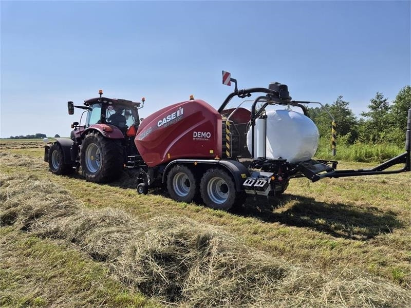 Case IH RB 545 silage pack Med ballevender - Heinapress, ümmargune: pilt 1 Case IH RB 545 silage pack Med ballevender - Heinapress, ümmargune: pilt 1