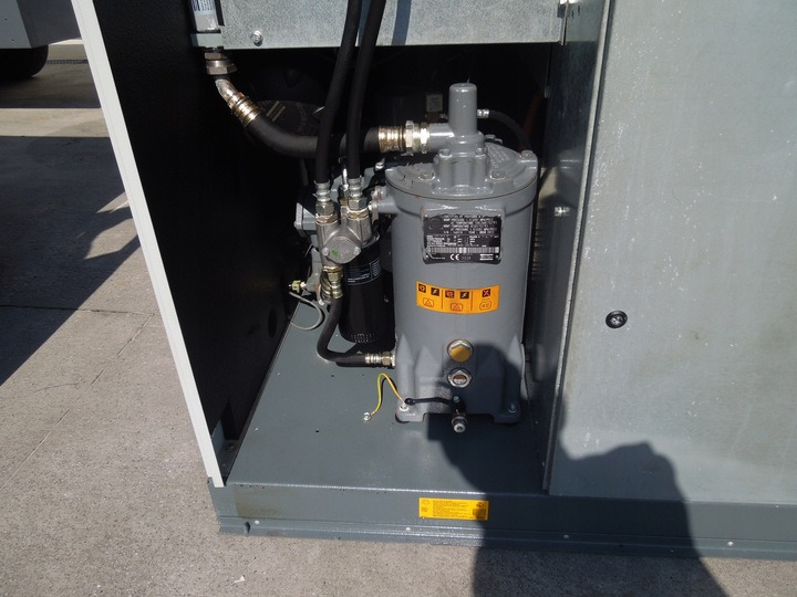 ATLAS COPCO GA22VSDFF - Õhukompressor: pilt 3 ATLAS COPCO GA22VSDFF - Õhukompressor: pilt 3