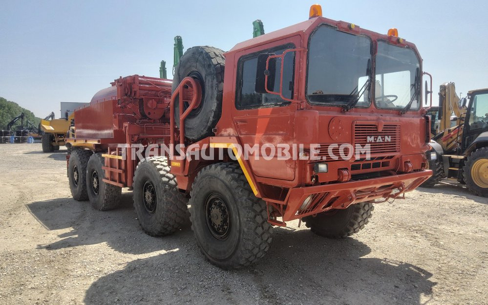 Man KAT 1 8x8 12.7L TURBO DIESEL GRUE 7 tonnes ATLAS KM4300 M5 + CITERNE CARBURANT mobile 3.500 litres - EXPORT OUT EU - Tsisternauto, Kraanaga veoauto: pilt 4 Man KAT 1 8x8 12.7L TURBO DIESEL GRUE 7 tonnes ATLAS KM4300 M5 + CITERNE CARBURANT mobile 3.500 litres - EXPORT OUT EU - Tsisternauto, Kraanaga veoauto: pilt 4