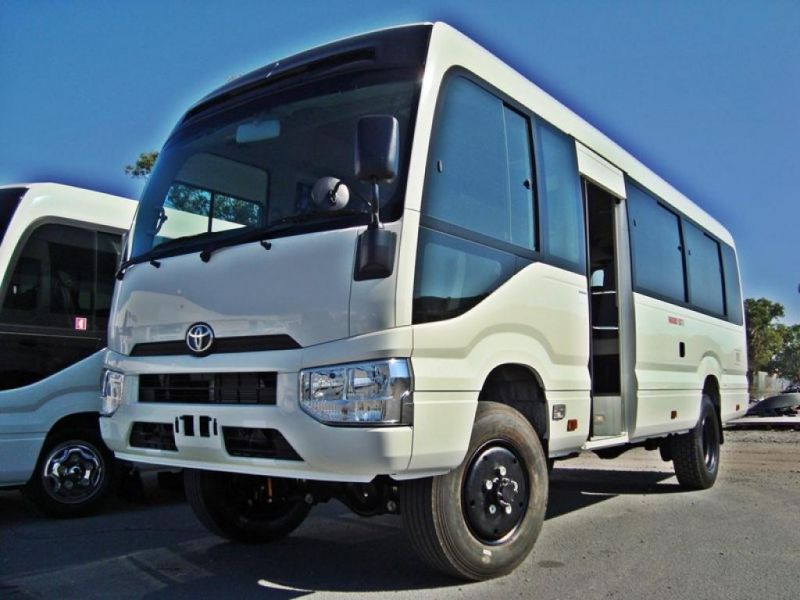 Toyota Coaster 23 SEATS 4x4 4.2L Diesel Manual - Maakonnaliini buss: pilt 3 Toyota Coaster 23 SEATS 4x4 4.2L Diesel Manual - Maakonnaliini buss: pilt 3