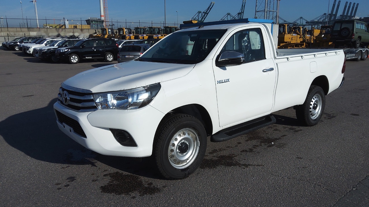 Toyota Hilux / Revo Pick-up single Cab pack security 2.4L Turbo Diesel Manual - Pikap: pilt 1 Toyota Hilux / Revo Pick-up single Cab pack security 2.4L Turbo Diesel Manual - Pikap: pilt 1