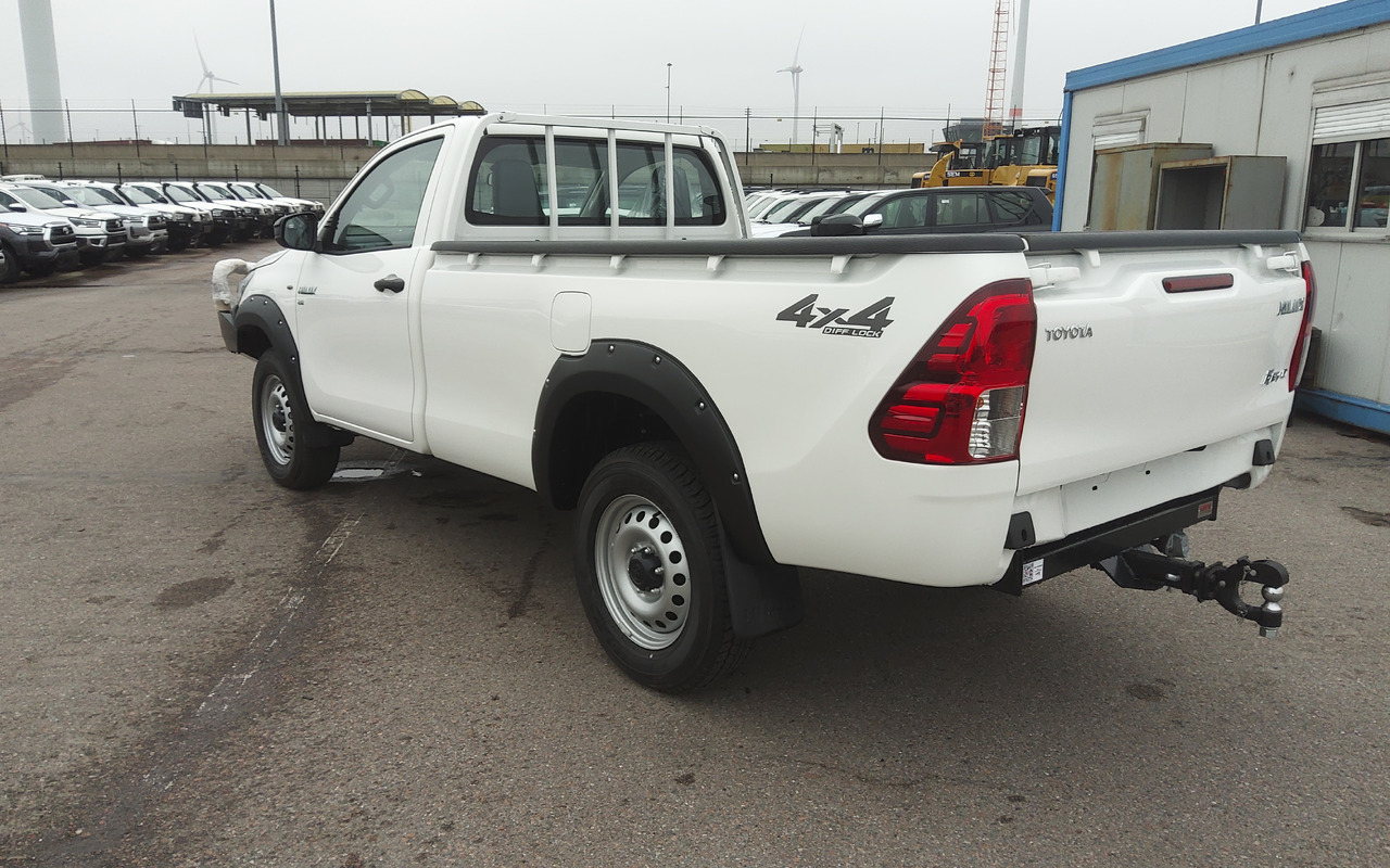 Toyota Hilux / Revo RHD Pick-up single Cab 2.8L Diesel Manual - Pikap: pilt 4 Toyota Hilux / Revo RHD Pick-up single Cab 2.8L Diesel Manual - Pikap: pilt 4