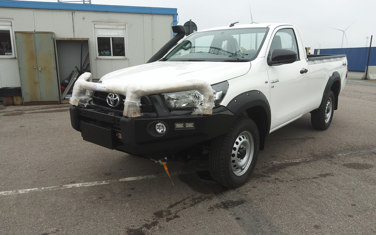 Toyota Hilux / Revo RHD Pick-up single Cab 2.8L Diesel Manual - Pikap: pilt 1 Toyota Hilux / Revo RHD Pick-up single Cab 2.8L Diesel Manual - Pikap: pilt 1
