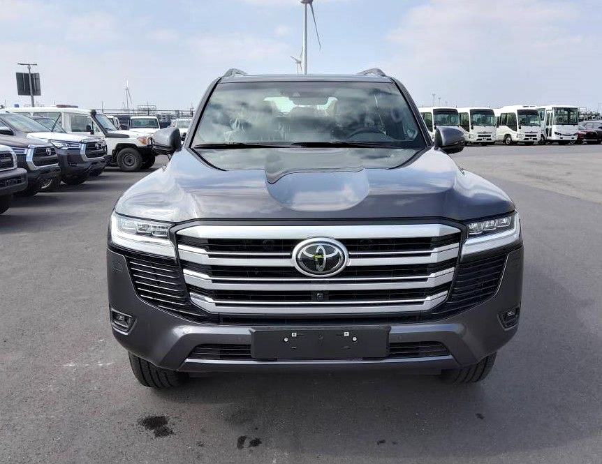 Toyota Land Cruiser 300 V6 VXR ZX 7 SEATERS / PLACES 3.5L Petrol Automatic AEOB - Auto: pilt 2 Toyota Land Cruiser 300 V6 VXR ZX 7 SEATERS / PLACES 3.5L Petrol Automatic AEOB - Auto: pilt 2