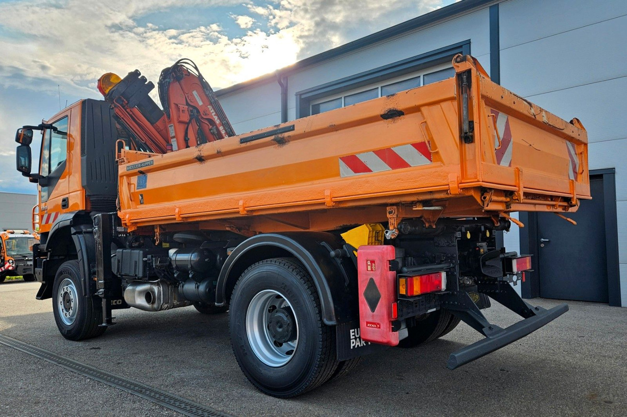 Iveco Trakker 190T33 4x4 Euro5 Kran Atlas Funk - Kallurauto, Kraanaga veoauto: pilt 3 Iveco Trakker 190T33 4x4 Euro5 Kran Atlas Funk - Kallurauto, Kraanaga veoauto: pilt 3