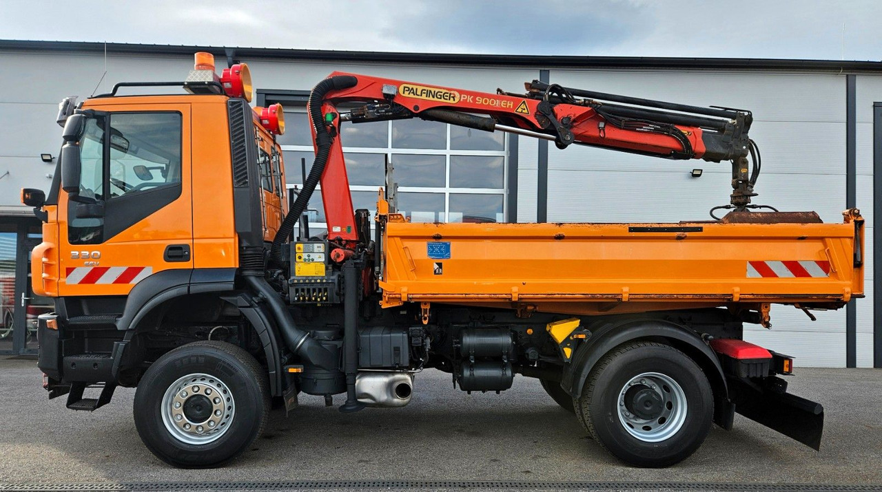 Iveco Trakker 190T33 4x4 Euro5 Kran Palfinger Funk - Kallurauto, Kraanaga veoauto: pilt 5 Iveco Trakker 190T33 4x4 Euro5 Kran Palfinger Funk - Kallurauto, Kraanaga veoauto: pilt 5