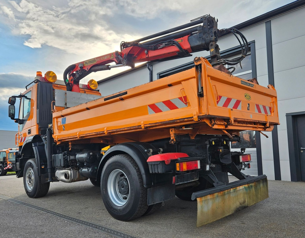 Iveco Trakker 190T33 4x4 Euro5 Kran Palfinger Funk - Kallurauto, Kraanaga veoauto: pilt 4 Iveco Trakker 190T33 4x4 Euro5 Kran Palfinger Funk - Kallurauto, Kraanaga veoauto: pilt 4