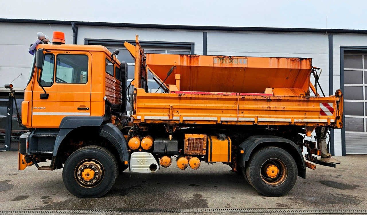 MAN FE 19.310 4x4 BL Winterdienst Band Streuer - Kallurauto: pilt 2 MAN FE 19.310 4x4 BL Winterdienst Band Streuer - Kallurauto: pilt 2