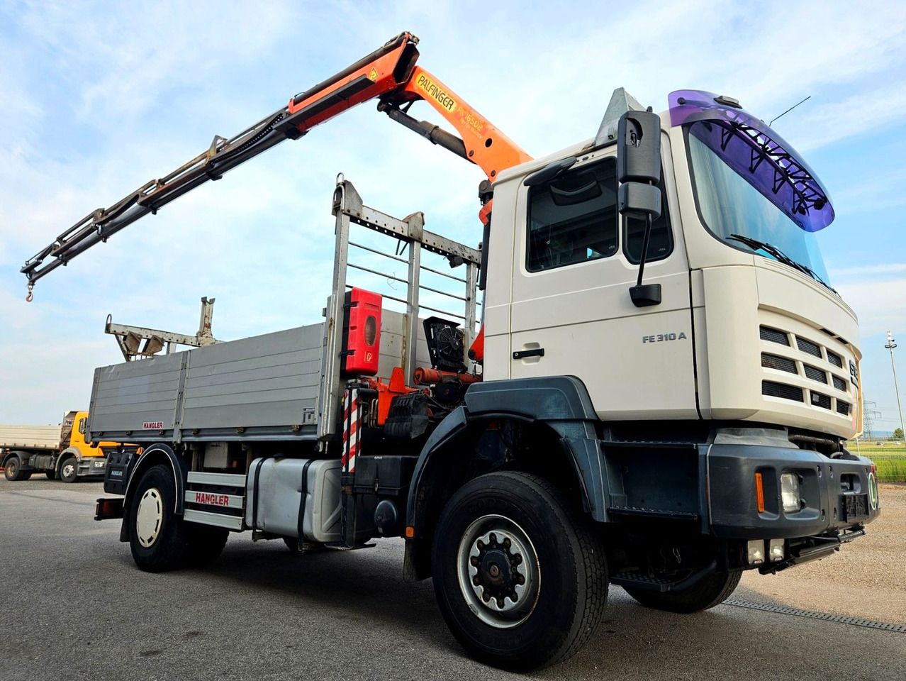 MAN FE310 A 4x4 Palfinger PK16502 Funk Kran - Kraanaga veoauto: pilt 3 MAN FE310 A 4x4 Palfinger PK16502 Funk Kran - Kraanaga veoauto: pilt 3