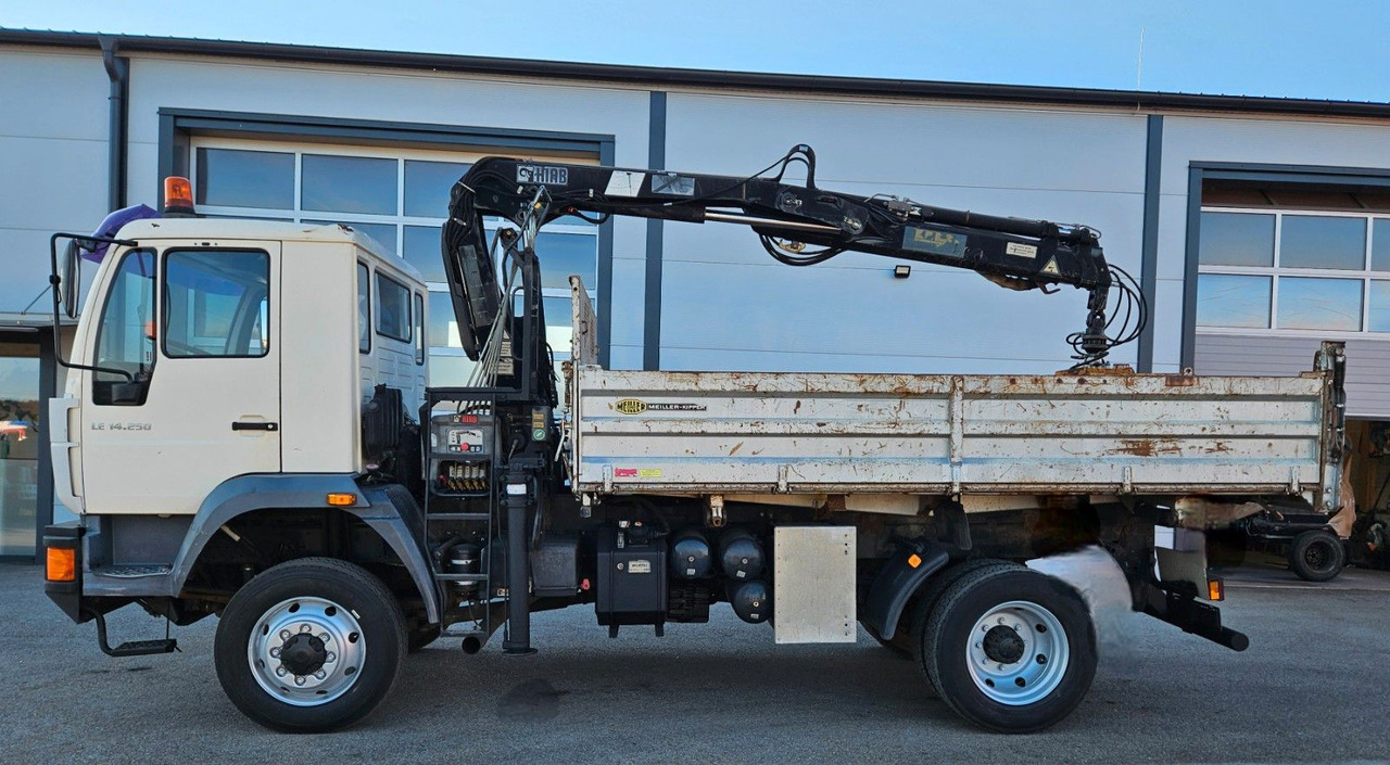 MAN LE 14.250 4x4 HIAB 077BS-2 Kran Greifer - Kallurauto, Kraanaga veoauto: pilt 5 MAN LE 14.250 4x4 HIAB 077BS-2 Kran Greifer - Kallurauto, Kraanaga veoauto: pilt 5
