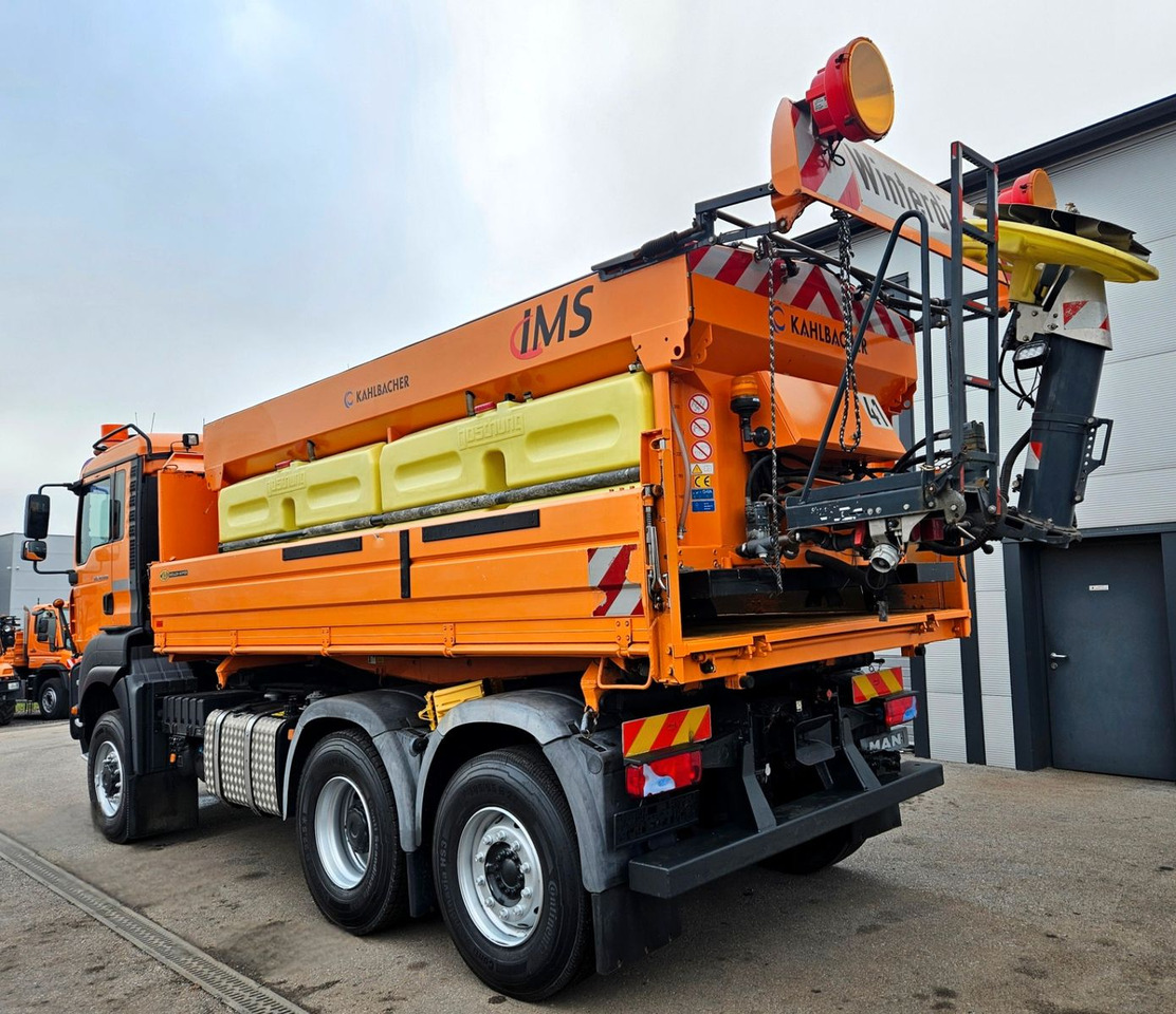 MAN TGA 28.400 6x4-4 Winterdienst - Kallurauto: pilt 3 MAN TGA 28.400 6x4-4 Winterdienst - Kallurauto: pilt 3