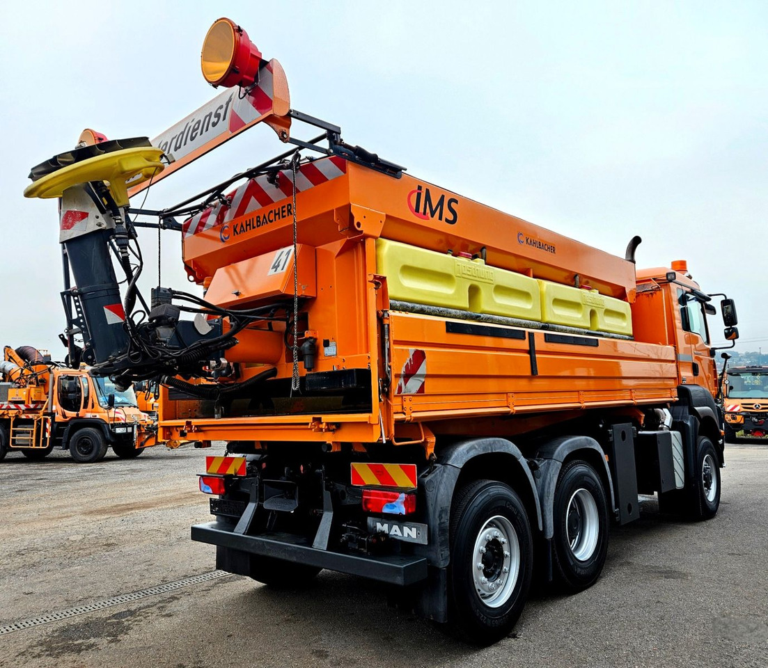 MAN TGA 28.400 6x4-4 Winterdienst - Kallurauto: pilt 5 MAN TGA 28.400 6x4-4 Winterdienst - Kallurauto: pilt 5