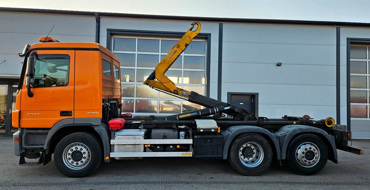 Mercedes-Benz Actros 2532 6x2 MP3 Euro5 - Konkstõstukiga veoauto: pilt 2 Mercedes-Benz Actros 2532 6x2 MP3 Euro5 - Konkstõstukiga veoauto: pilt 2